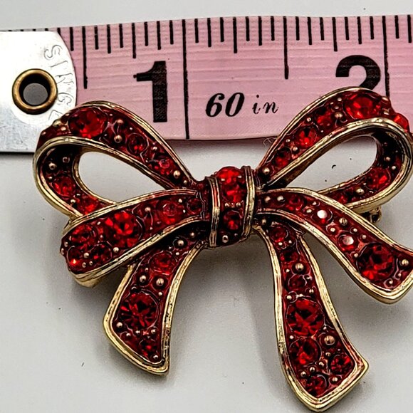 Vintage Christmas Gold Tone Bow Brooch With Red Rhinestones - Picture 10 of 11